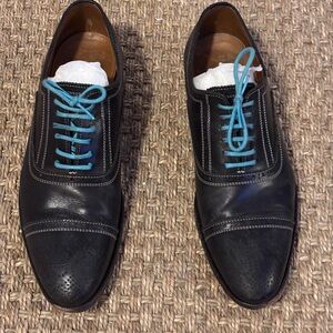 Men’s shoes